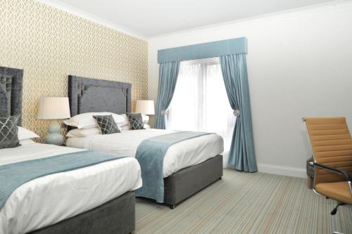 Treacys Oakwood Hotel - image 4