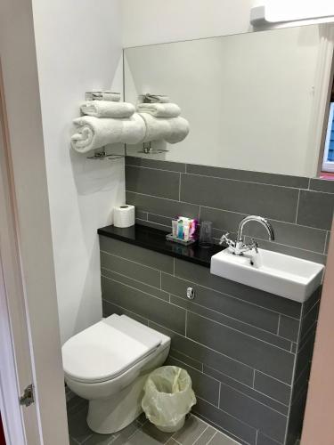 Dairy Guest House - image 13