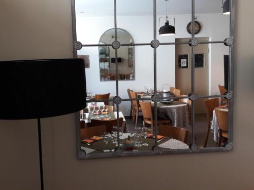 Hôtel-Restaurant "Chez Carrière" 5