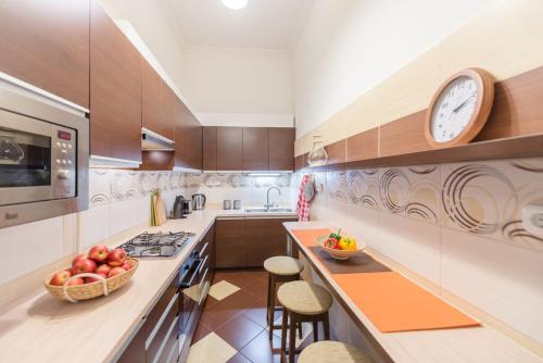 Family and Friends apartment Budapest - image 5