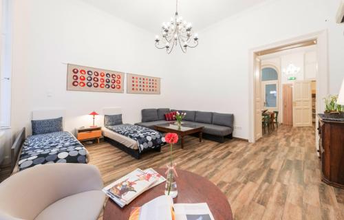 Family and Friends apartment Budapest - image 4