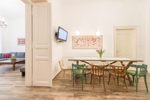 Apartment image 7