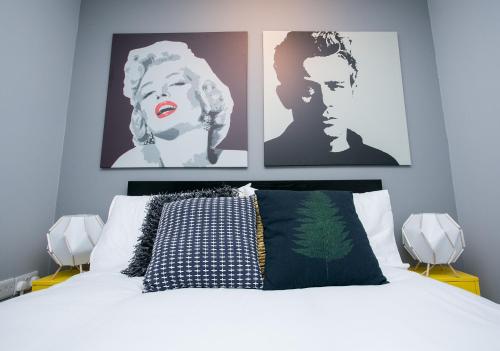 Malone Place Apartment - image 10