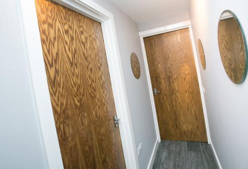 Malone Place Apartment - image 11