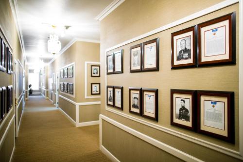 Marines' Memorial Club & Hotel Union Square