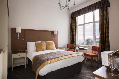 1 double bed