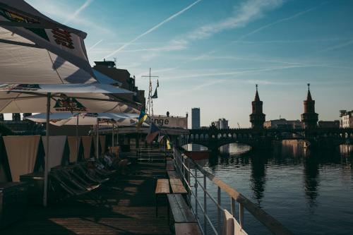 Eastern & Western Comfort Hotelboat - image 2