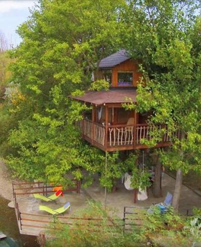 Holiday Home Kucica Na Drvetu