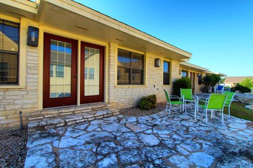 The Shores at Lake Travis, a VRI resort