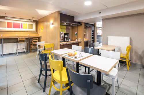 B&B Hôtel Grenoble Université - image 3