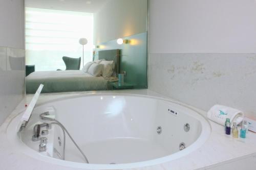 Fürdőszoba, Hotel Hiberus in Zaragoza Központ