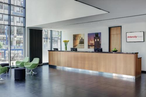 IntercityHotel Hamburg Hauptbahnhof - image 12