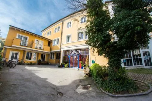 YoHo - International Youth Hostel in Salzburg, Österreich
