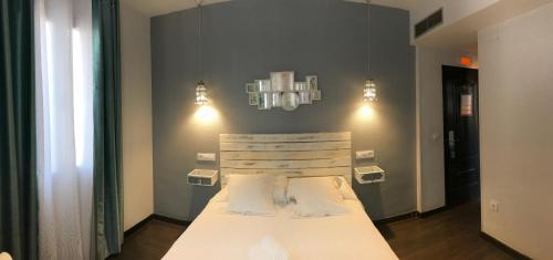 Oasis Backpackers' Toledo - image 9