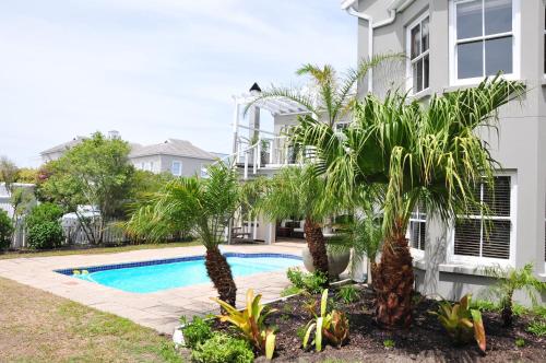 

Cedar House - P30
