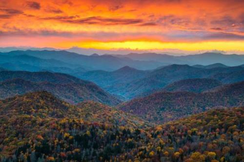Hotel Pigeon Forge - image 2