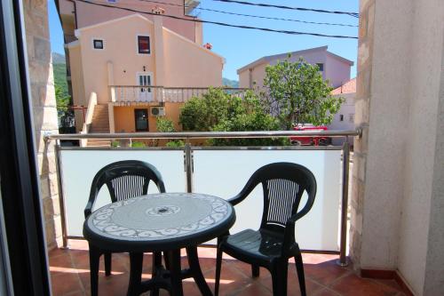 Mila & Aleksandr Apartments - image 9