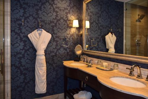 La Banque Hotel in Homewood, USA