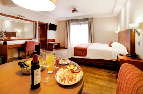 Suite, with views