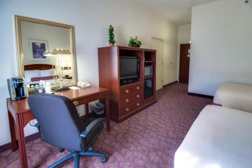 Ashmore Inn and Suites Amarillo