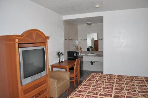 The Palace Inn in Oxnard, USA