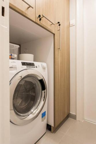 Chic and Cosy Flat in Plaka by UPSTREET - image 12