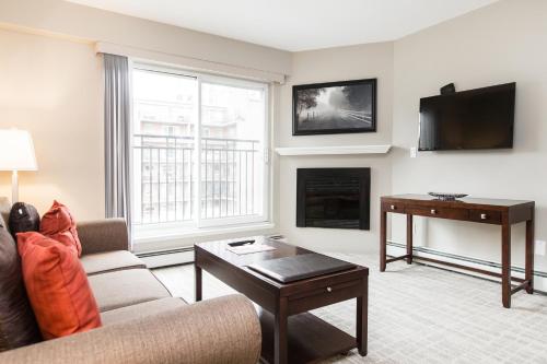 Two Bedroom, One Bathroom Suite image 5