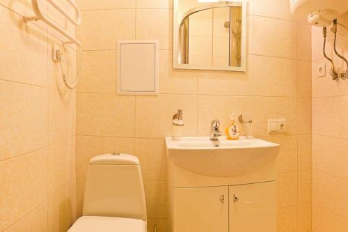 Апартаменты рядом с центром, Kijów (zdjęcie 8)