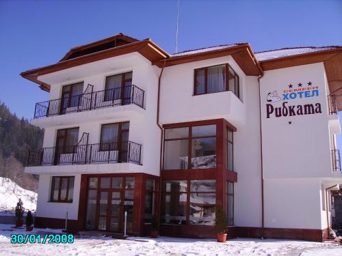Ribkata Family Hotel - main image