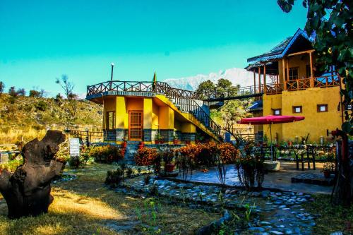 Prakriti Aalay - Riverside Mountain View Boutique Eco Resort