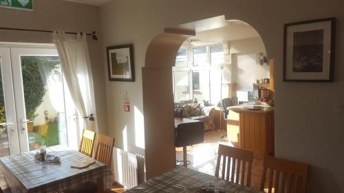 Rose Park House - image 2