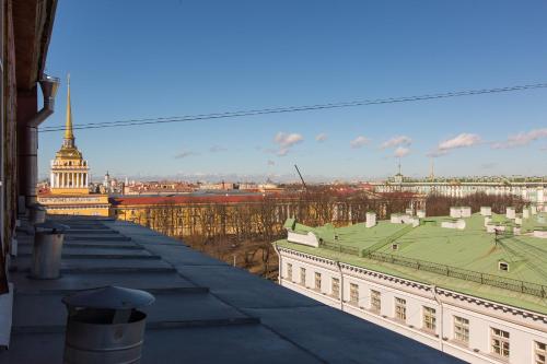 SOLO Panorama Palace Square - image 2