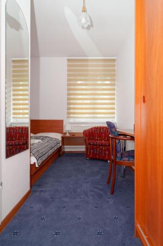 1 twin bed
