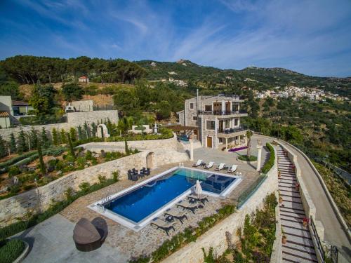 Villa with Sea View image 4