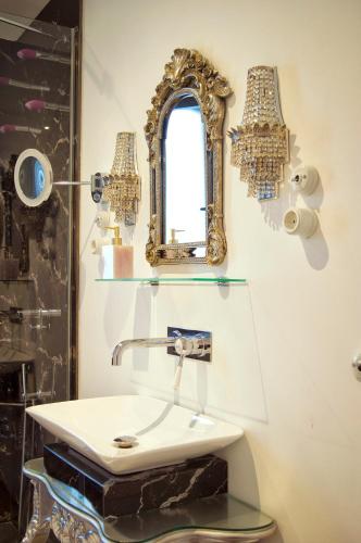 Purple Dog Suites - image 10