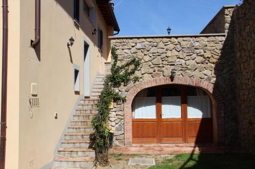 Guest Farmhouse Borgo Santa Lucia - image 4