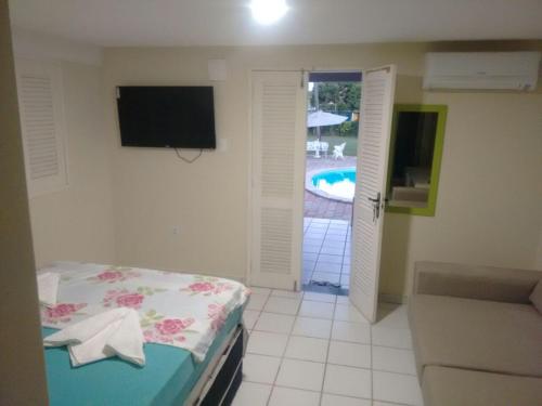 Standard Triple Room image 6