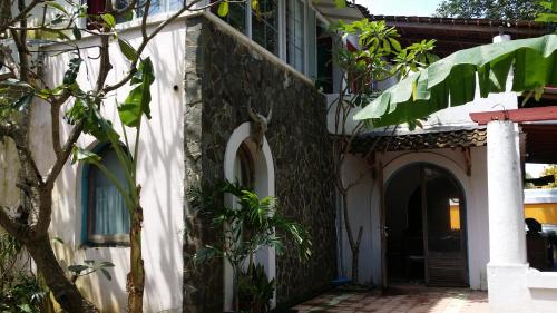 Villa Isabella Putri B&B in Jepara Beach