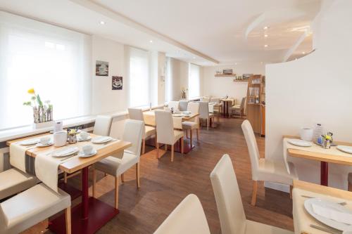 City Hotel Freiburg - image 4