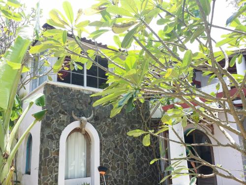 Villa Isabella Putri B&B in Jepara Beach