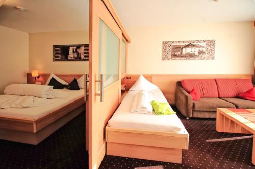 Hotel Röck Garni - image 11