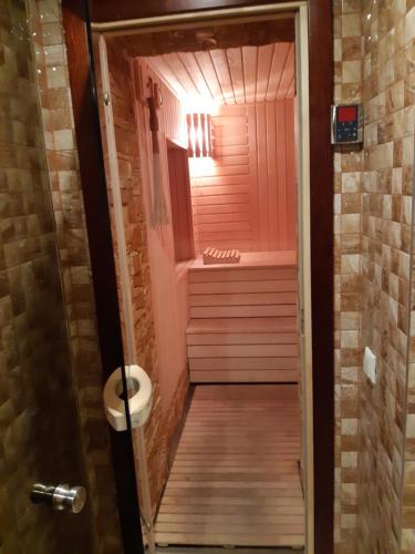 Zveryno guest house in Zverynas eldership