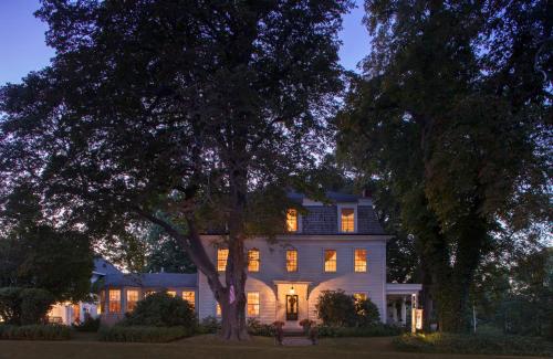 Old Manse Inn - 출입구