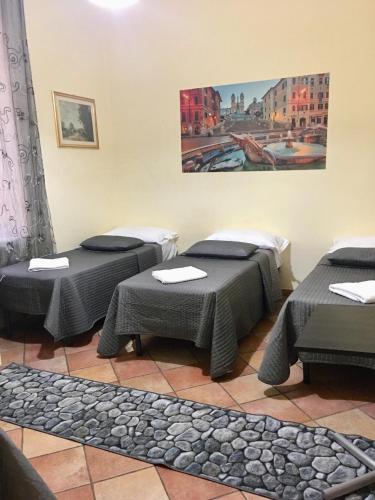 Zidan Guest House Room Type - Quadruple Room with Private Bathroom