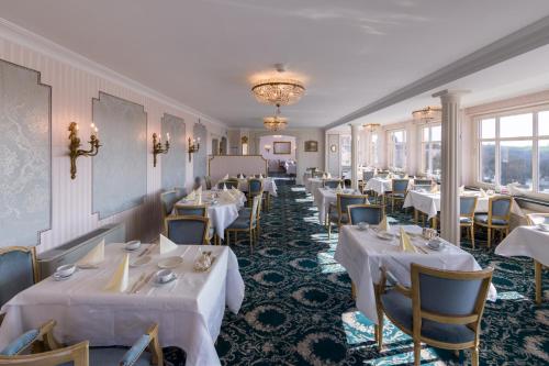 餐飲選擇, 希爾施羅騰堡高登納歷史酒店 (Historik Hotel Goldener Hirsch Rothenburg) in 羅騰堡歐布德爾濤貝爾