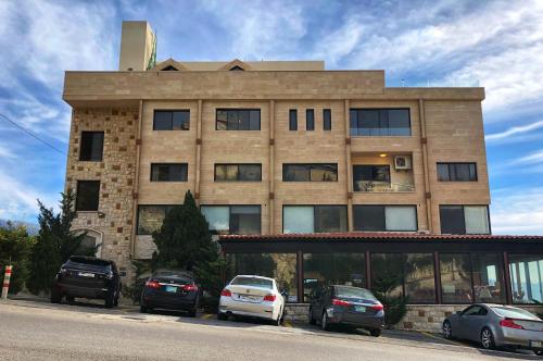 Building 440 in Fatka