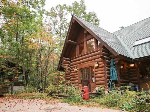 Canadian Loghouse Inn AzuminoYujin - Accommodation - Azumino