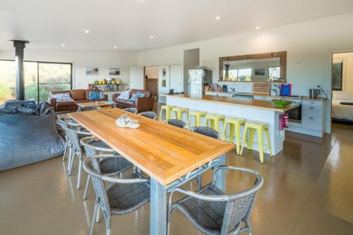 Sawyers Bay Shacks in Flinders Island