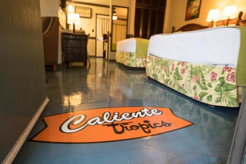 Caliente Tropics Hotel