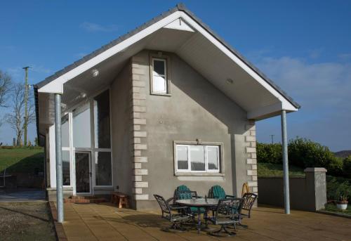 Pohled zvenku, The Doc's self catering in Rousky